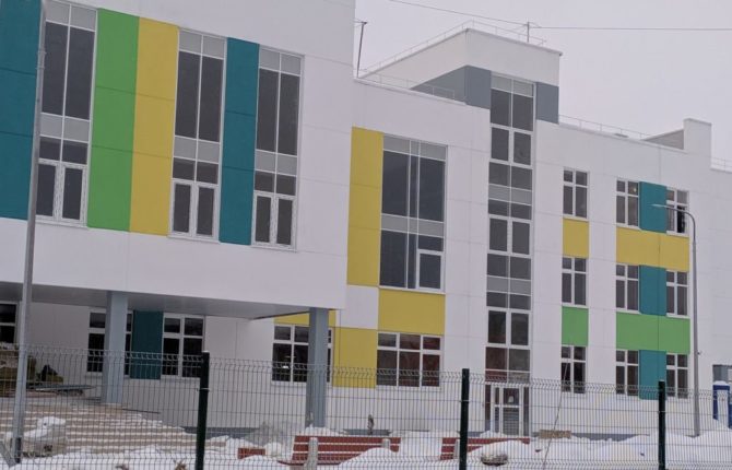 Новая соликамская гимназия восхитила журналистов, побывавших на стройке